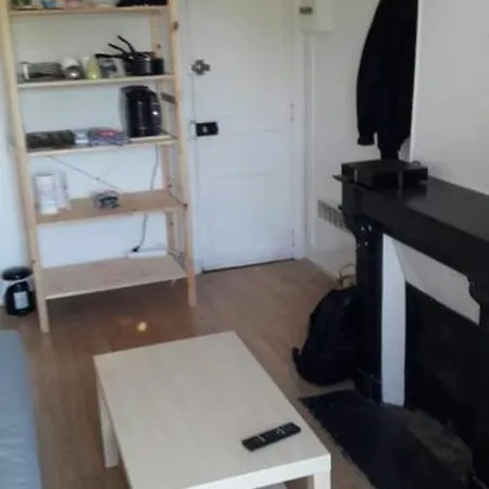 Bright Studio In Centre *
